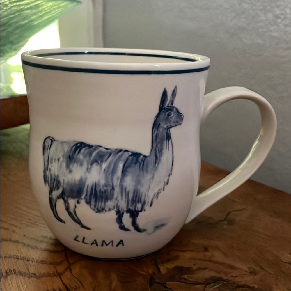 Molly hatch Llama Print Mug - Blue and White